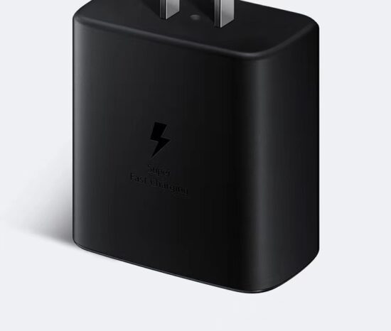  45W Fast Charger for Samsung S22/S21/S20 with US/EU/UK Plug