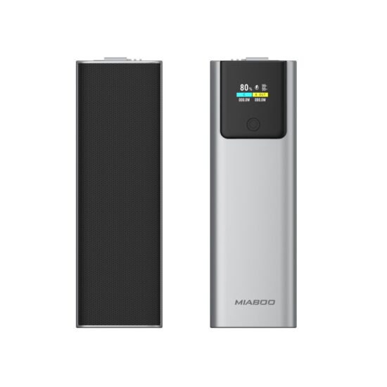 45W Compact Fast Charging Power Bank with Built-in Retractable Cable

