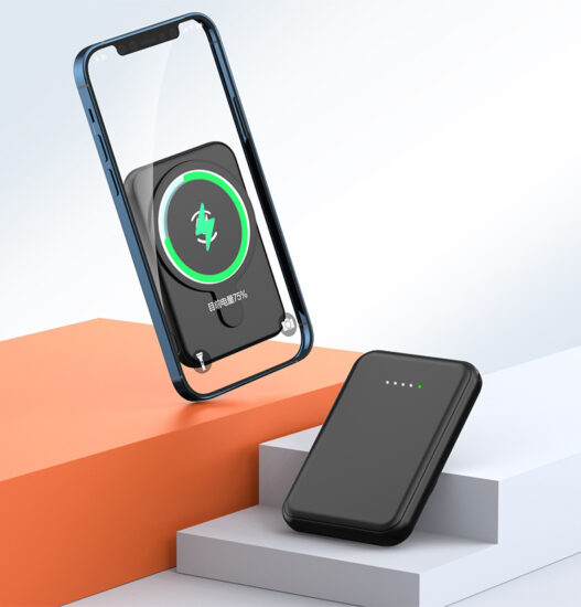Portable 5000mAh magnetic wireless charger with Magsafe support