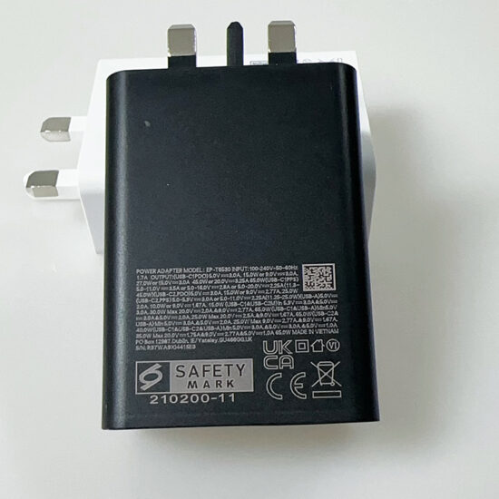 65W Triple-Port Fast Charger with A+2C for Samsung Devices