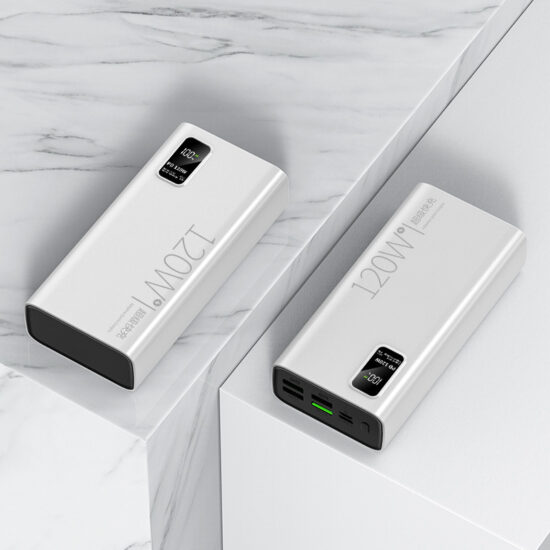 New fast charging power bank compatible with Huawei, Apple, Xiaomi